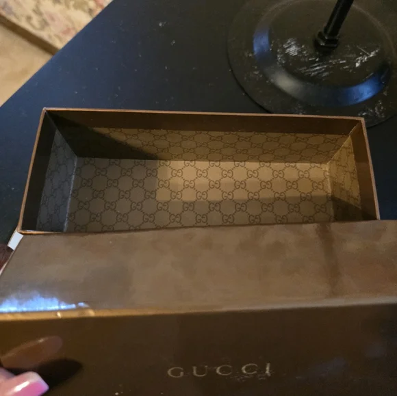 Gucci Metallic Gold Empty Box - Picture 5 of 5